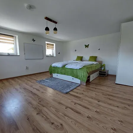Ferienhaus Ferienparadies Haus Monica Weikertsham